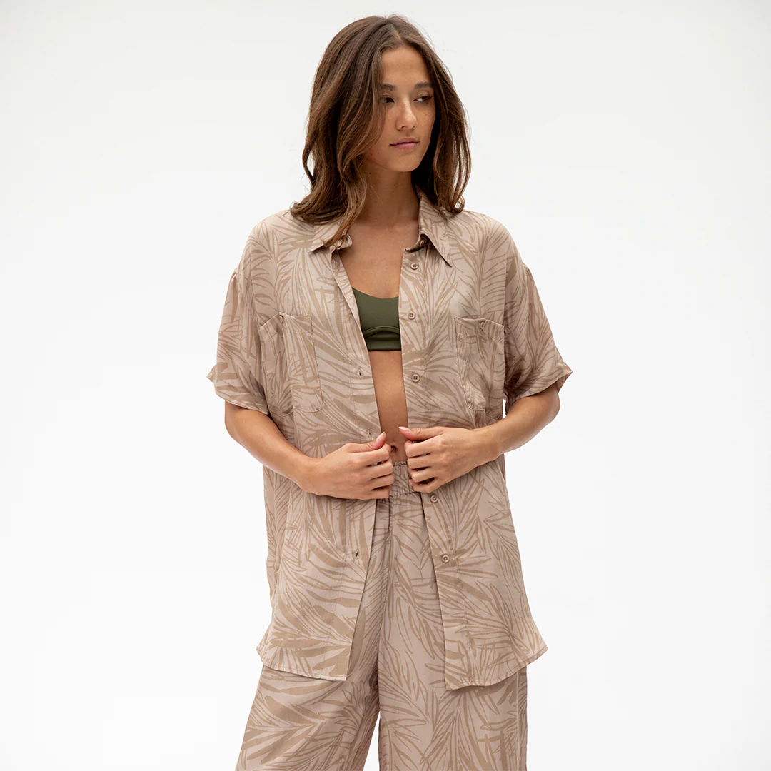 Day Trip Button Down - Petite Palm Fronds Tan - Image 6
