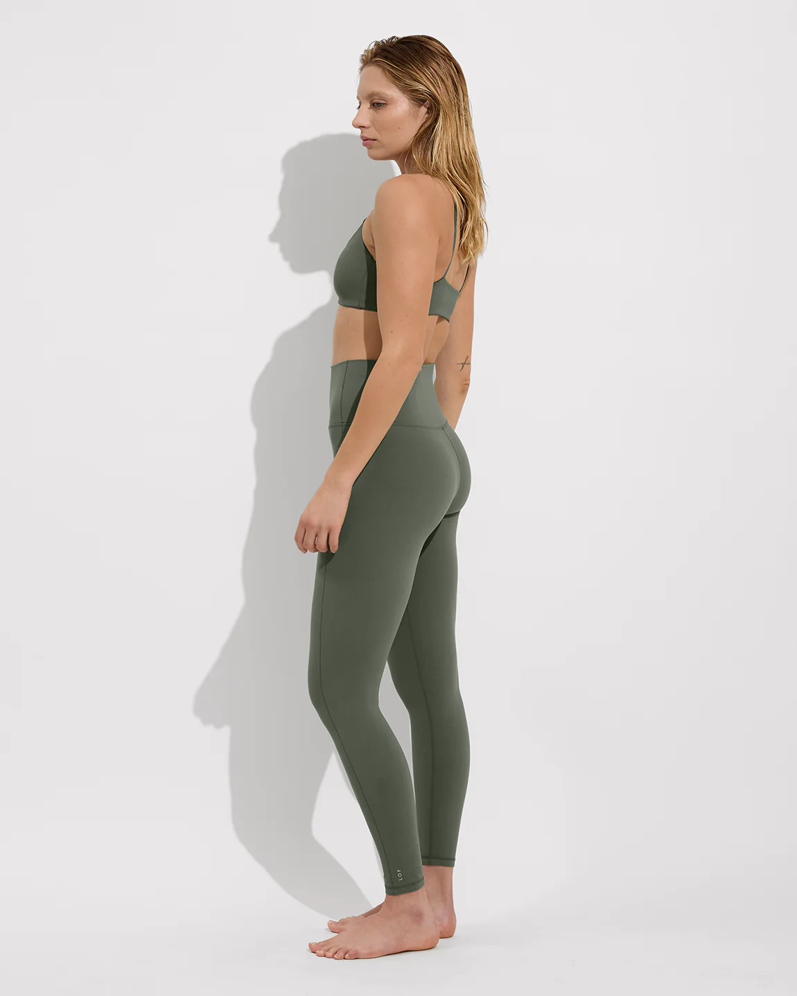 Super Moves Tight - Agave - Image 4