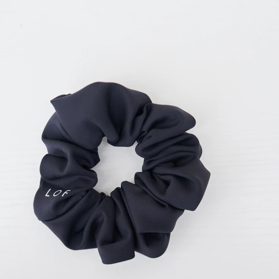 Top Notch Scrunchie - Jet - Image 3